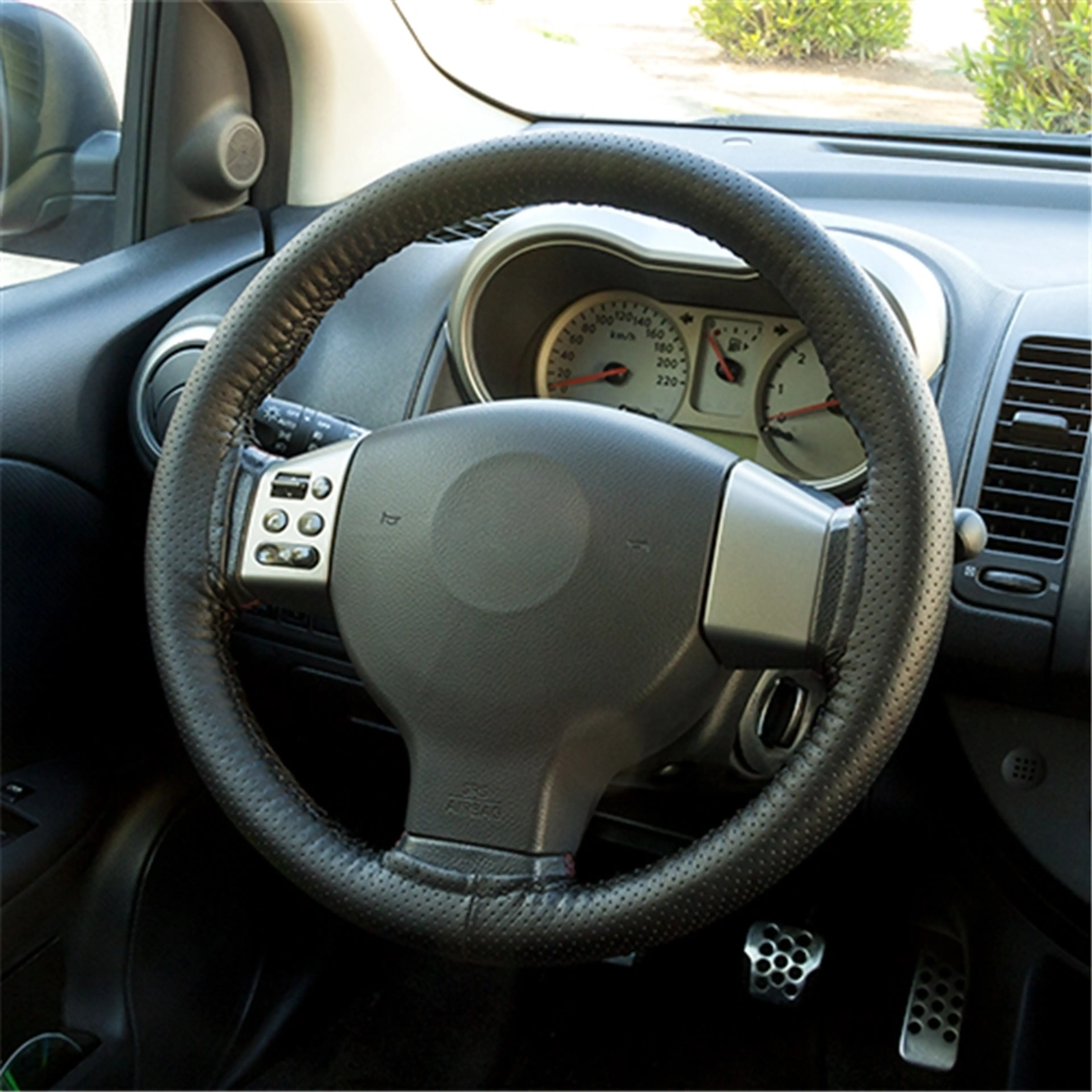 FUNDA DE VOLANTE NEGRA COSIDA